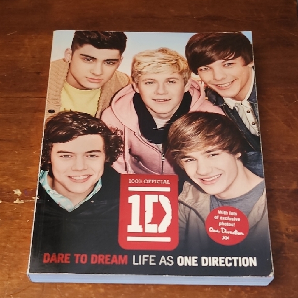One Direction 1D Official Dare To Dteam Life As Exclusive Photos Soft Cover Book